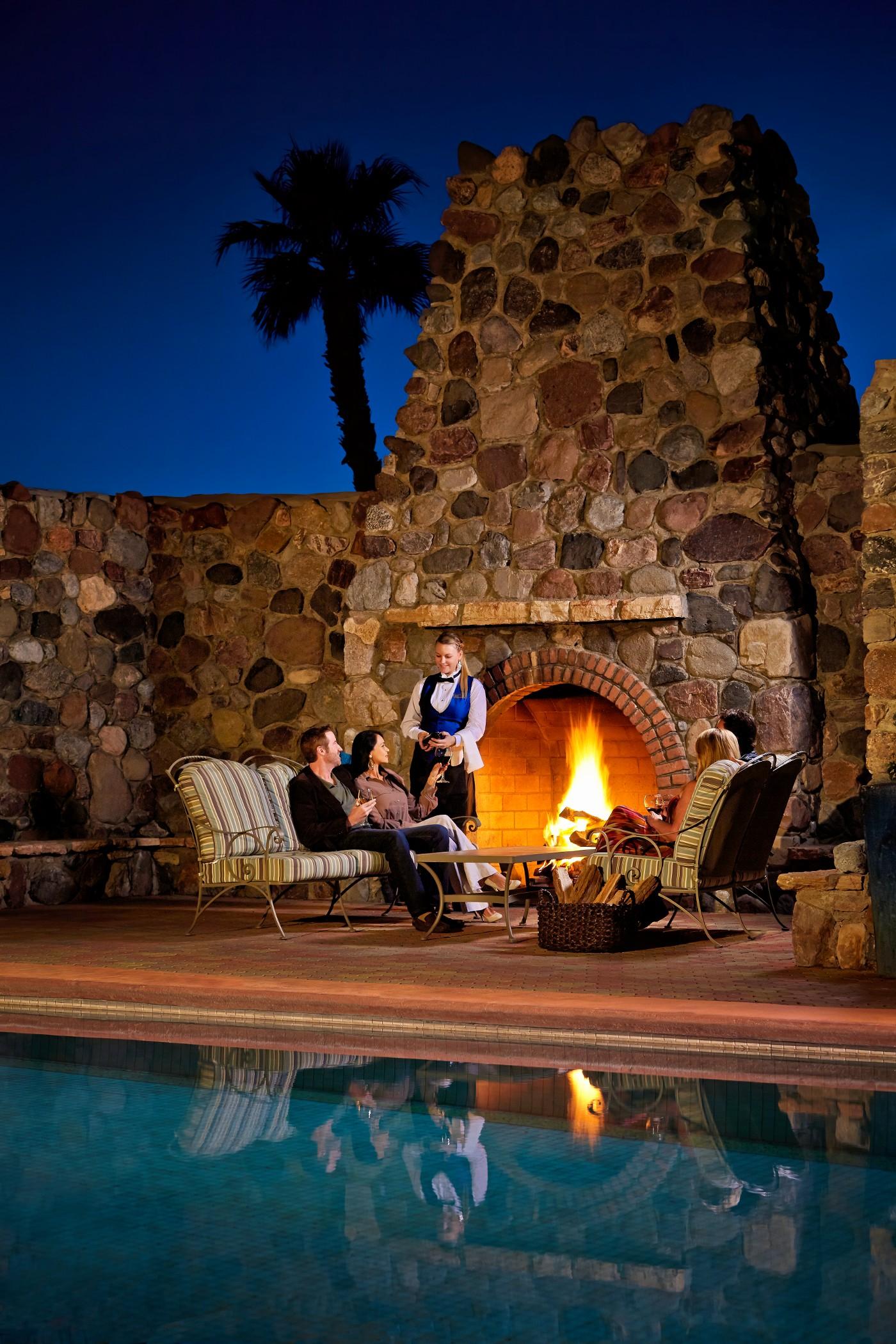 The Inn At Death Valley Exterior photo The outdoor fireplace at the Lodge at Torrey Pines